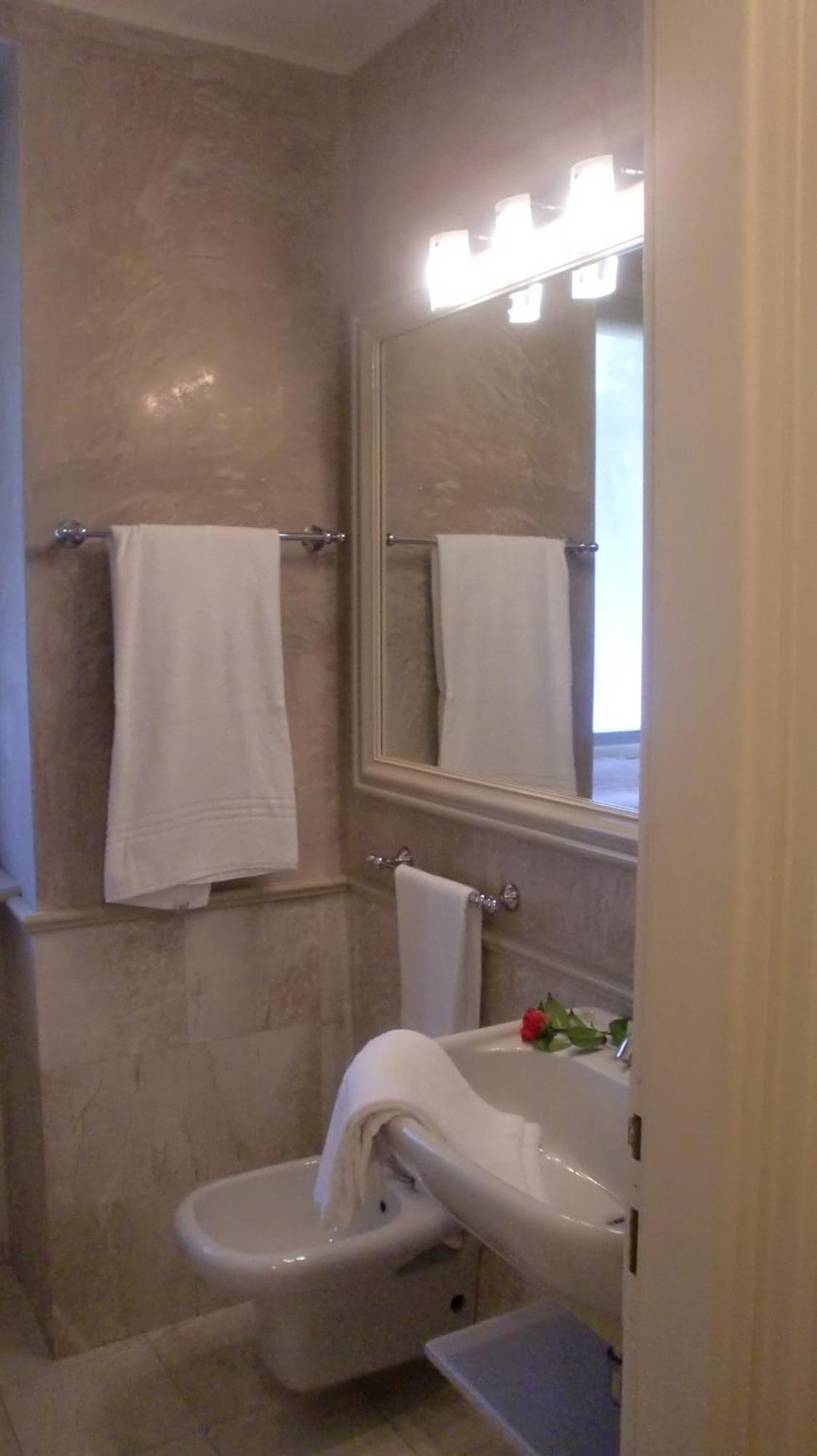 Residence Villa Greta Meina Kültér fotó
